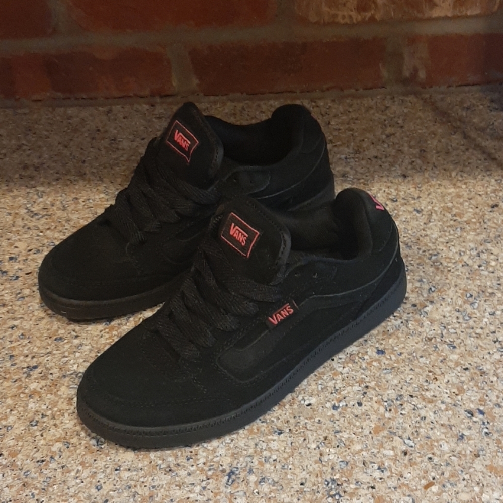 Girls Van's size 4